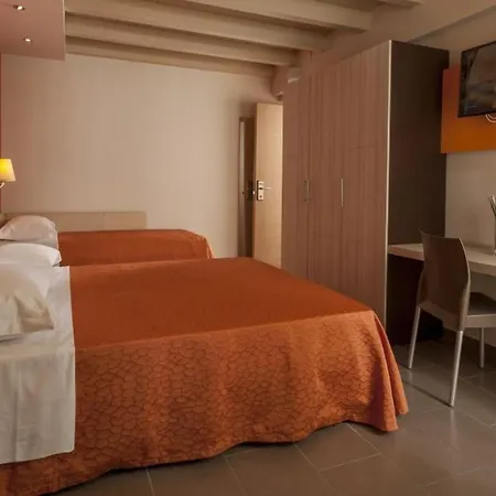 Hotel Aurora Mare Rimini Exterior photo